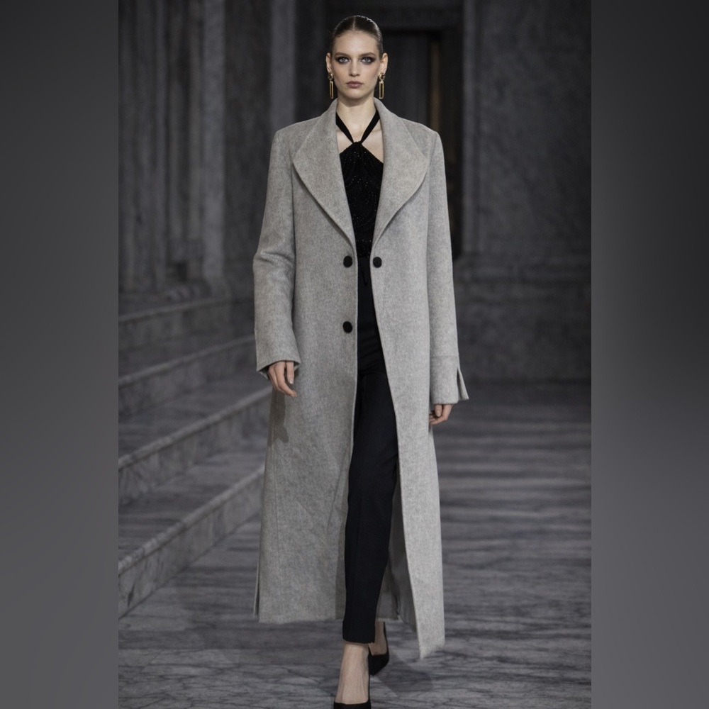 Lamarque Gray Wool Blend Coat – Oversized Fit